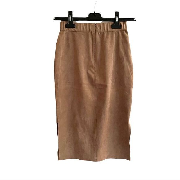 (SOLD) ARITZIA Faux Vegan Suede Pencil Knee Length Skirt Slits Camel 2 - Picture 2 of 3